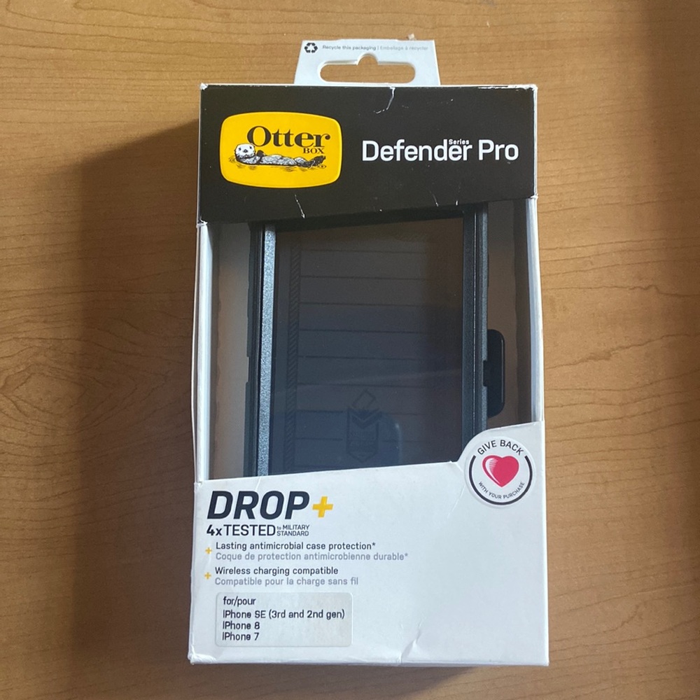 Black Defender Pro OtterBox phone case